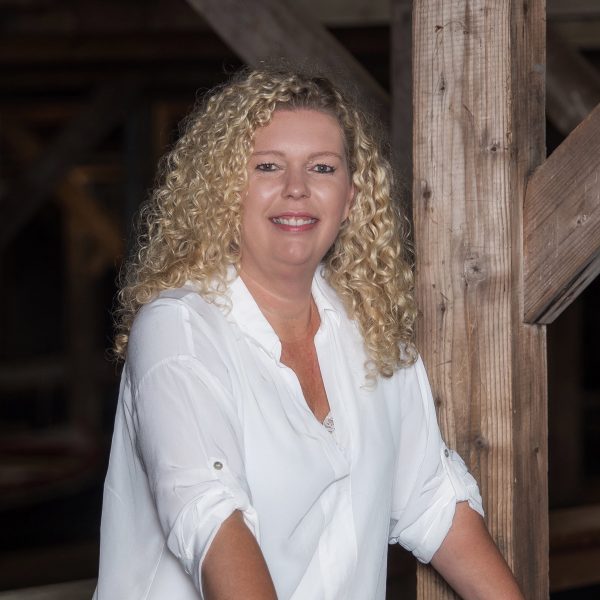 Adviseur-Deirdre Deirdre van der Zee